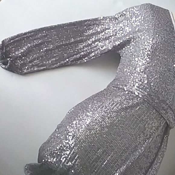 Silver Sequins Mock Wrap Mini Dress Cocktail Long Sleeve New with Tags size S - Picture 5 of 12
